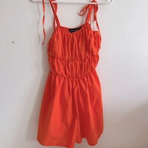 Pretty Little Thing Orange Romper
Size US 6 NEVER WORN $23